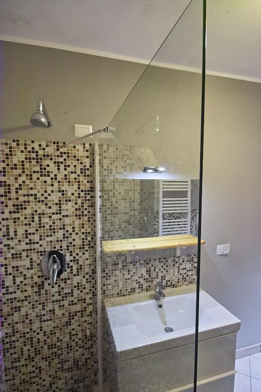Апартаменти Cortile House Рим Номер фото